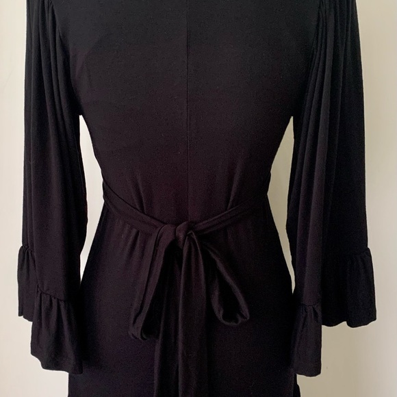 Betsey Johnson Black Flutter Sleeve Jersey Tunic - Picture 5 of 7